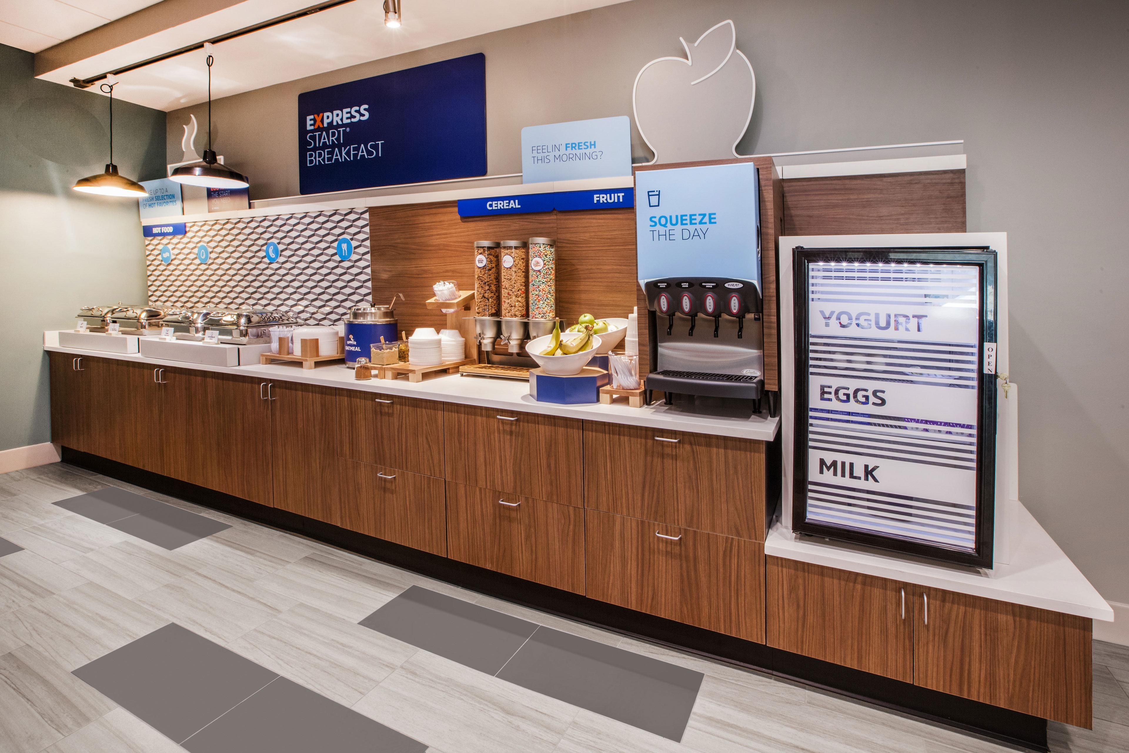 Holiday Inn Express Monticello By Ihg Esterno foto